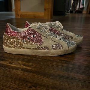 adorable gold,silver, and pink sparkle golden gooses!